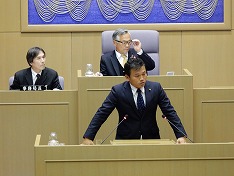 2月定例会 質問の様子